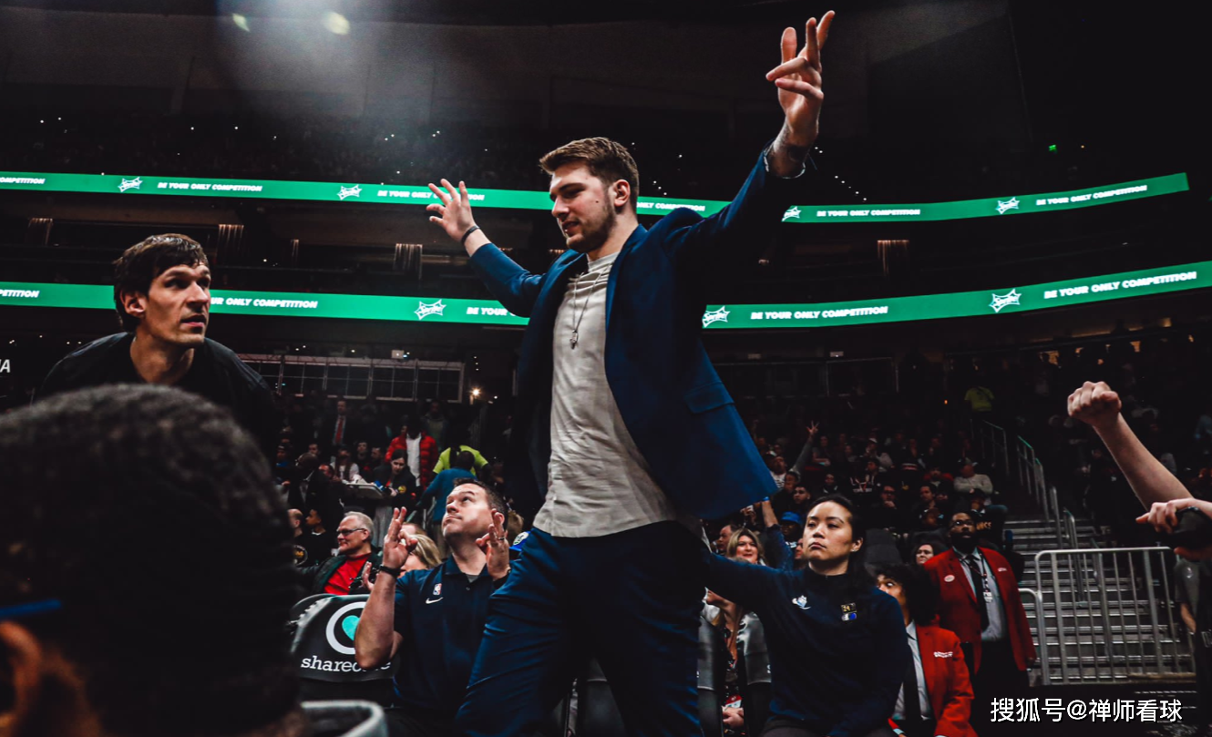 开云（中国）-凯里欧文与安东尼戴维斯加盟快船