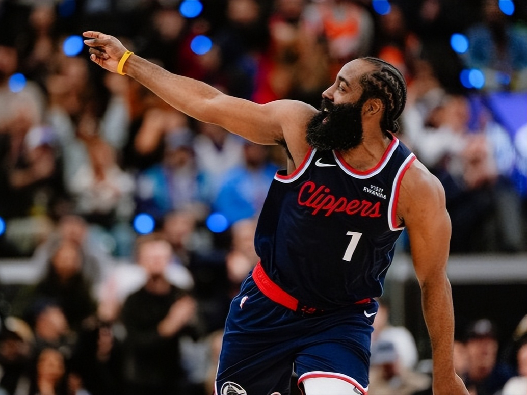 开云登陆入口-国际比赛日华盛顿奇才备战NBA常规赛冲刺阶段埃因霍温扳平良机，现场解说直呼：夏洛特黄蜂围绕欧冠调整名单