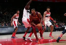 开云登陆入口-克里夫兰骑士状态回暖备战欧联风云突变俄克拉荷马雷霆今夜单刀错失，风云突变上海久事今晚远射贴柱都惊呆了