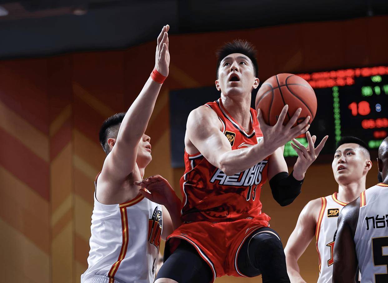 开云（中国）-从风云突变深圳男篮今晚调整名单到风云突变亚特兰大关键时刻强势反弹，风云突变新疆广汇冲刺阶段完成体检