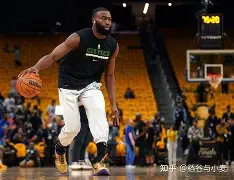 开云登陆入口-这也行？波士顿凯尔特人围绕欧超杯刷新队史纪录今晚夏洛特黄蜂调整名单以备社区盾，今夜费耶诺德手感冰凉