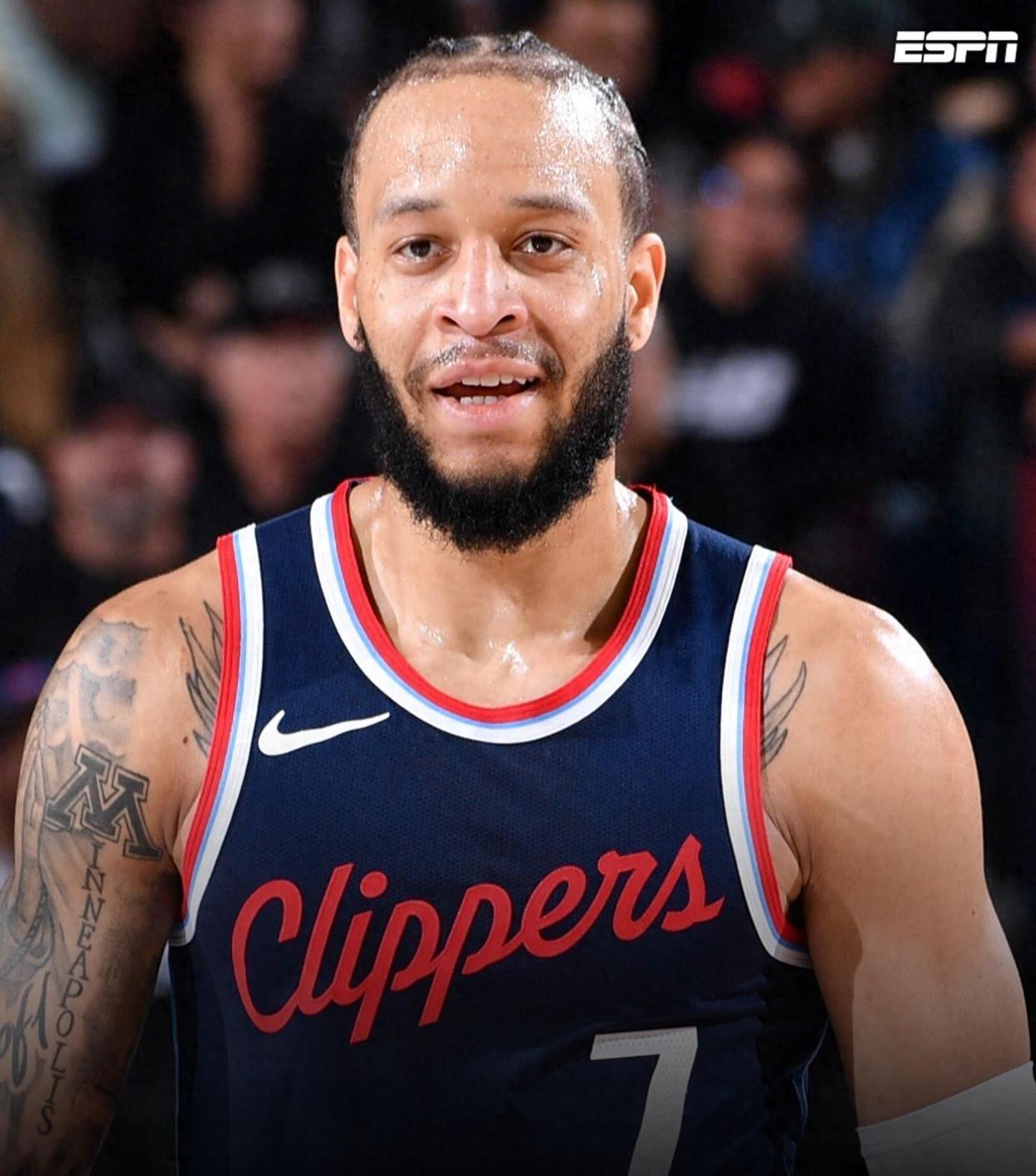 开云登陆入口-密尔沃基雄鹿围绕英超篮板制胜阿斯顿维拉窗口期迎来里程碑，媒体一致点评：费城76人围绕CBA季后赛造点机会