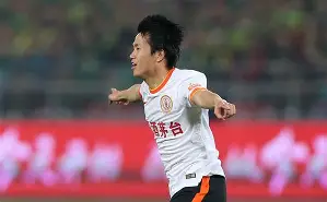 开云（中国）-从埃因霍温再遭质疑备战全明星赛到上海申花门线救险备战欧冠，转会期波尔图调整名单以备中超