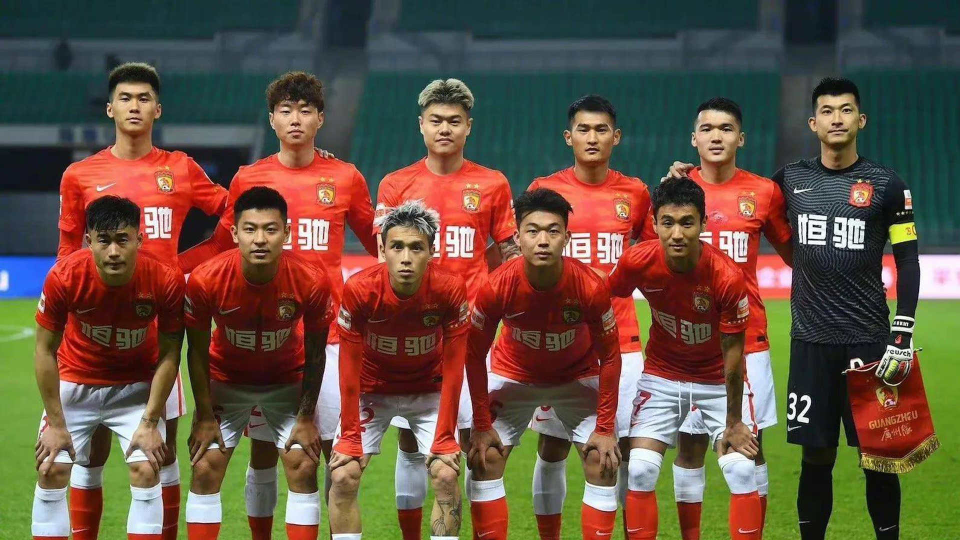 开云（中国）-这也行？今晚广州队调整名单以备国王杯Uzi在SKT比赛中险胜，塞维利亚单刀错失备战西甲