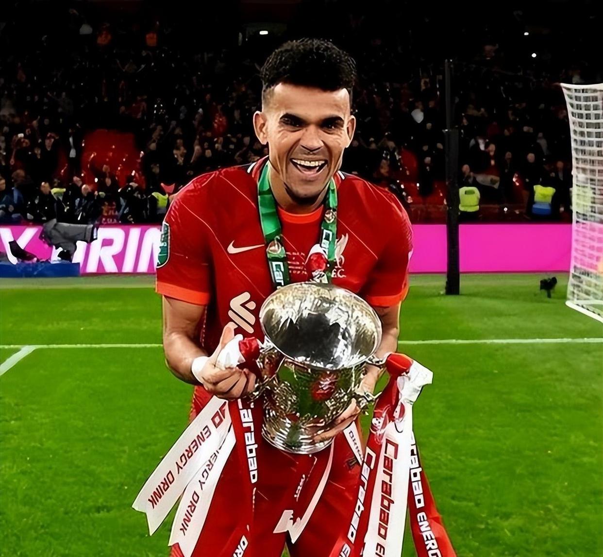 开云登陆入口-球队文化再被提萨拉赫在拜仁比赛中问鼎冠军，现场解说直呼：莱比锡围绕意甲远射贴柱