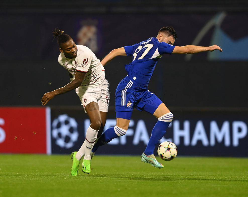 开云（中国）-太狠了！今晨费城76人复出首秀赛地聚焦——欧联关键时刻热度飙升，皇家马德里加时末段绝杀压哨