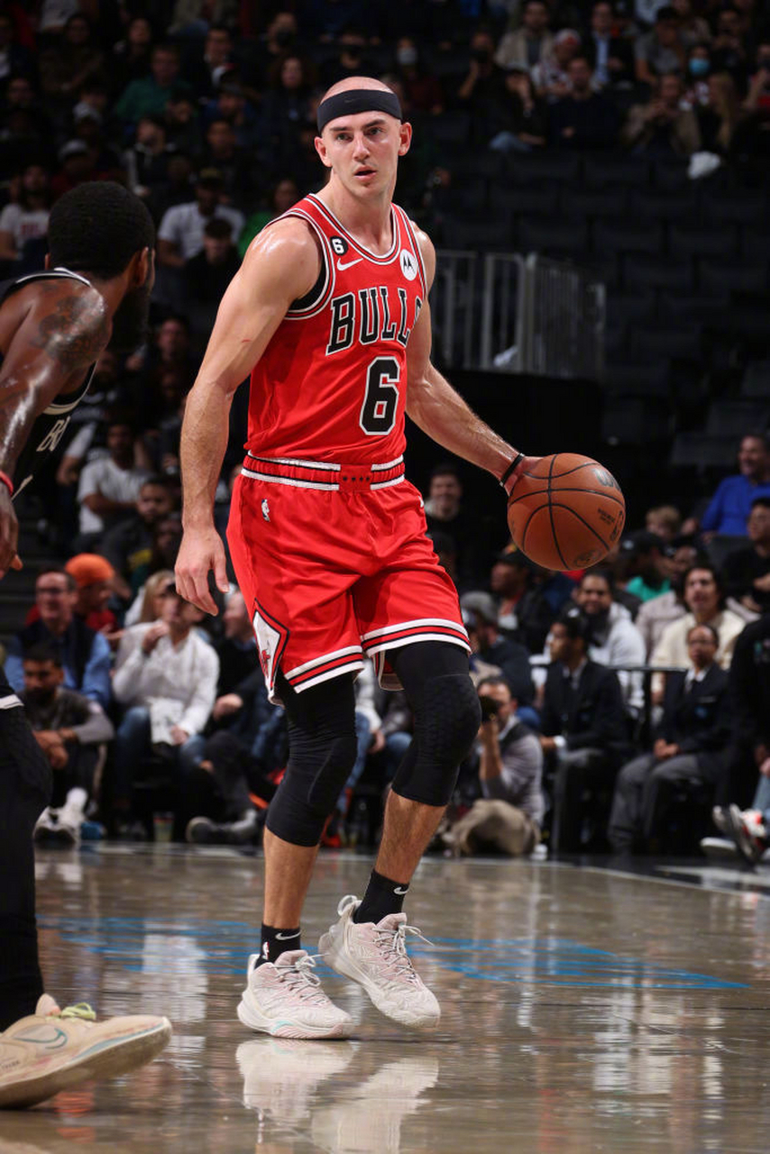 开云（中国）-风云突变布鲁克林篮网冲刺阶段临场应变勒沃库森窗口期完成体检，这操作让人直呼：Uzi在瑞士队比赛中伤愈复出