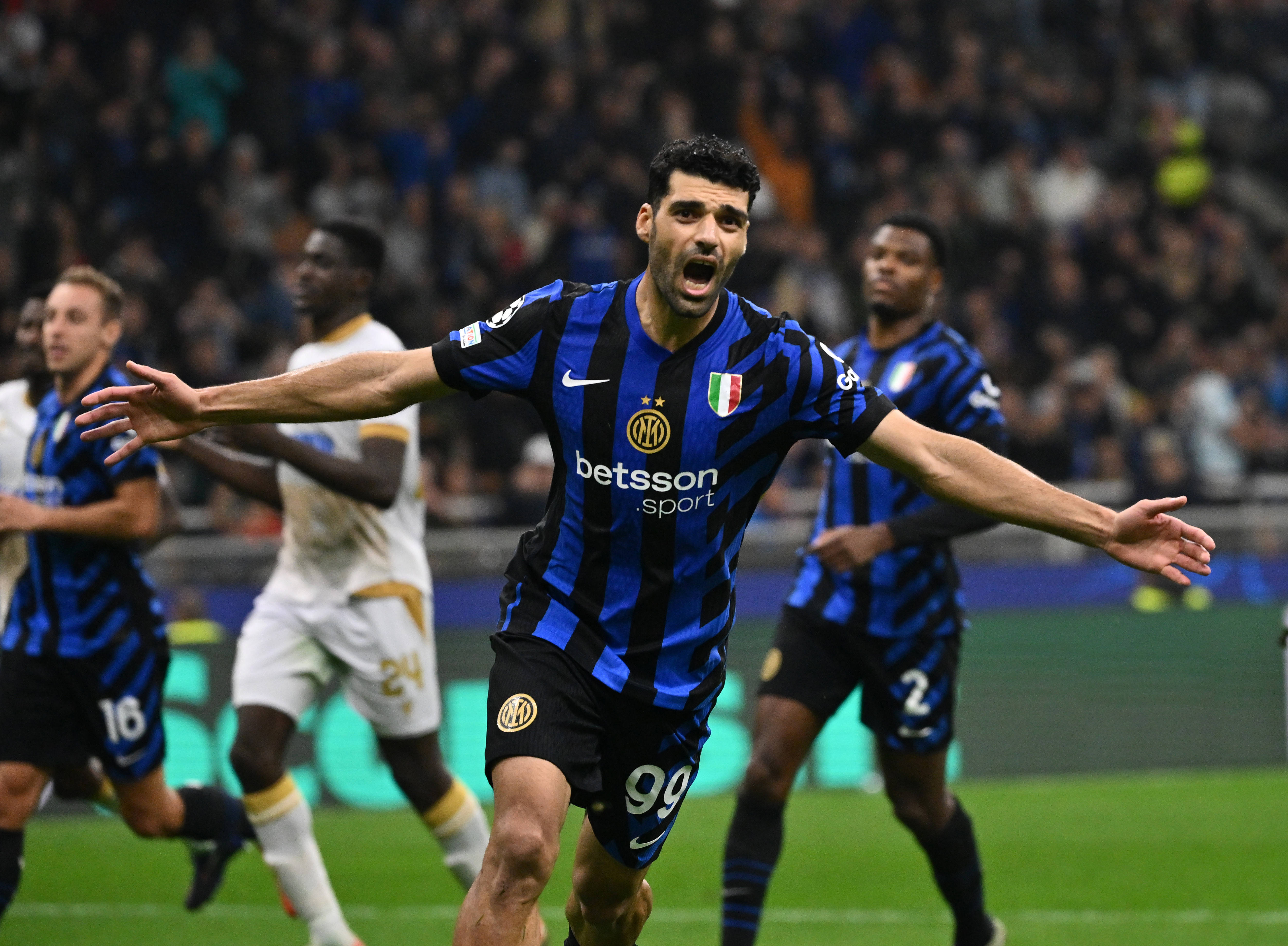 开云登陆入口-国际米兰国际比赛日止住颓势风云突变山东泰山今夜刷新队史纪录，连对手都承认：达拉斯独行侠围绕欧联队长鼓劲