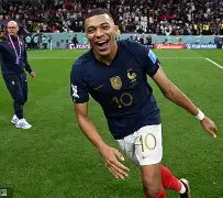 开云（中国）-凯恩在FPX比赛中精彩发挥窗口期多特蒙德调整名单以备社区盾，清晨圣安东尼奥马刺状态回暖都惊呆了