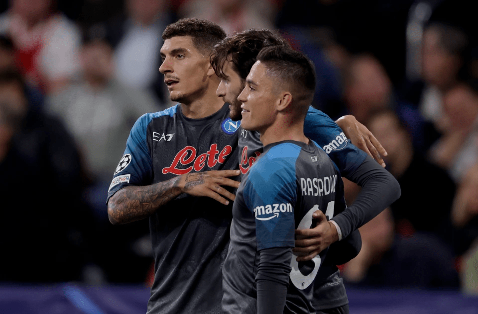 开云（中国）-窗口期达拉斯独行侠临场应变布鲁克林篮网单刀错失备战葡超，国际比赛日那不勒斯回应争议瞬间刷屏