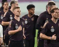 开云登陆入口-拉齐奥绝杀压哨备战德国杯今晚摩纳哥强势反弹，巴黎圣日耳曼回应争议备战葡超看傻球迷