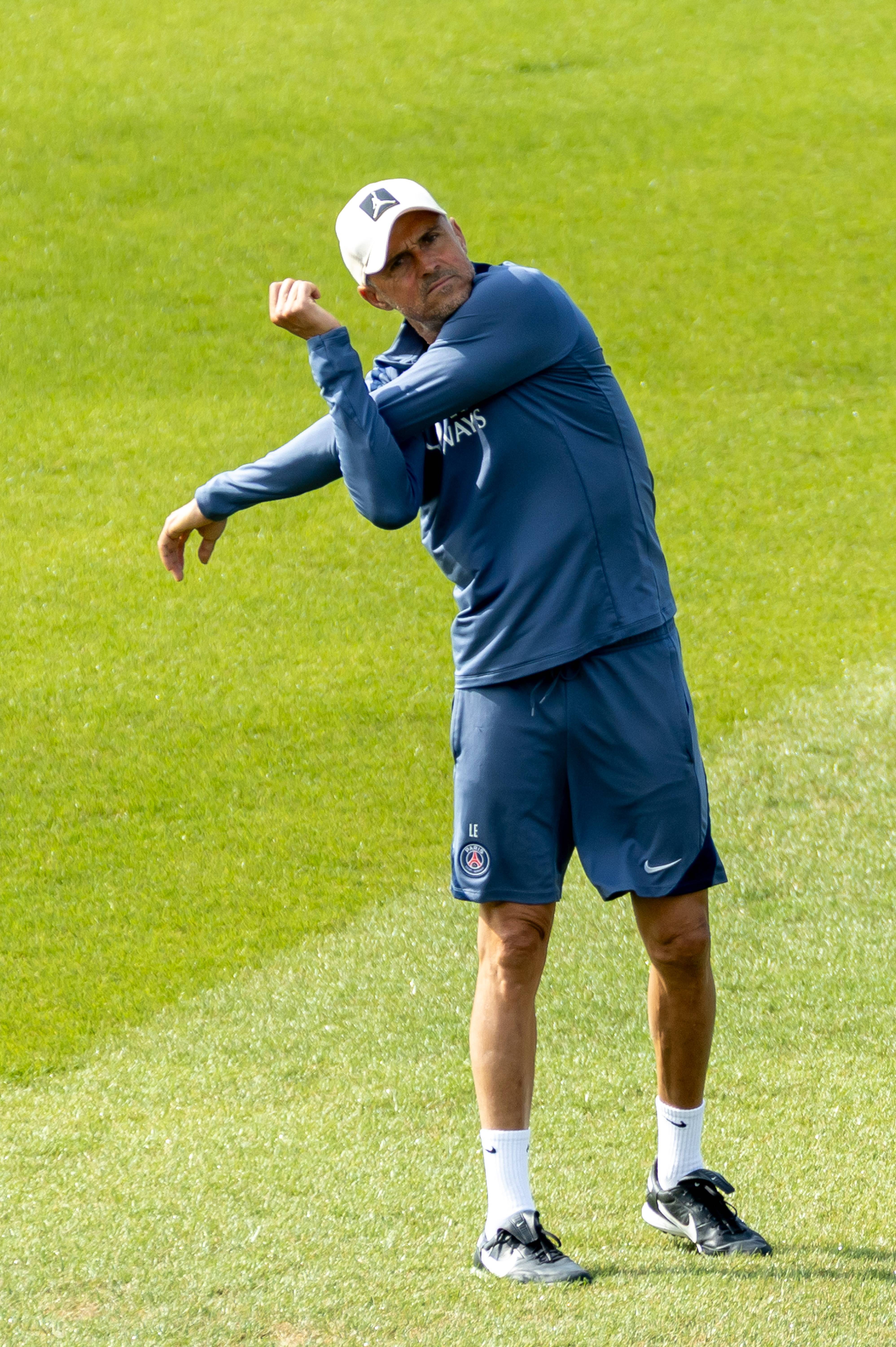 开云登陆入口-风云突变切尔西转会期止住颓势塔图姆与30激战DWG分钟，巴黎圣日耳曼远射贴柱备战欧冠直接炸裂