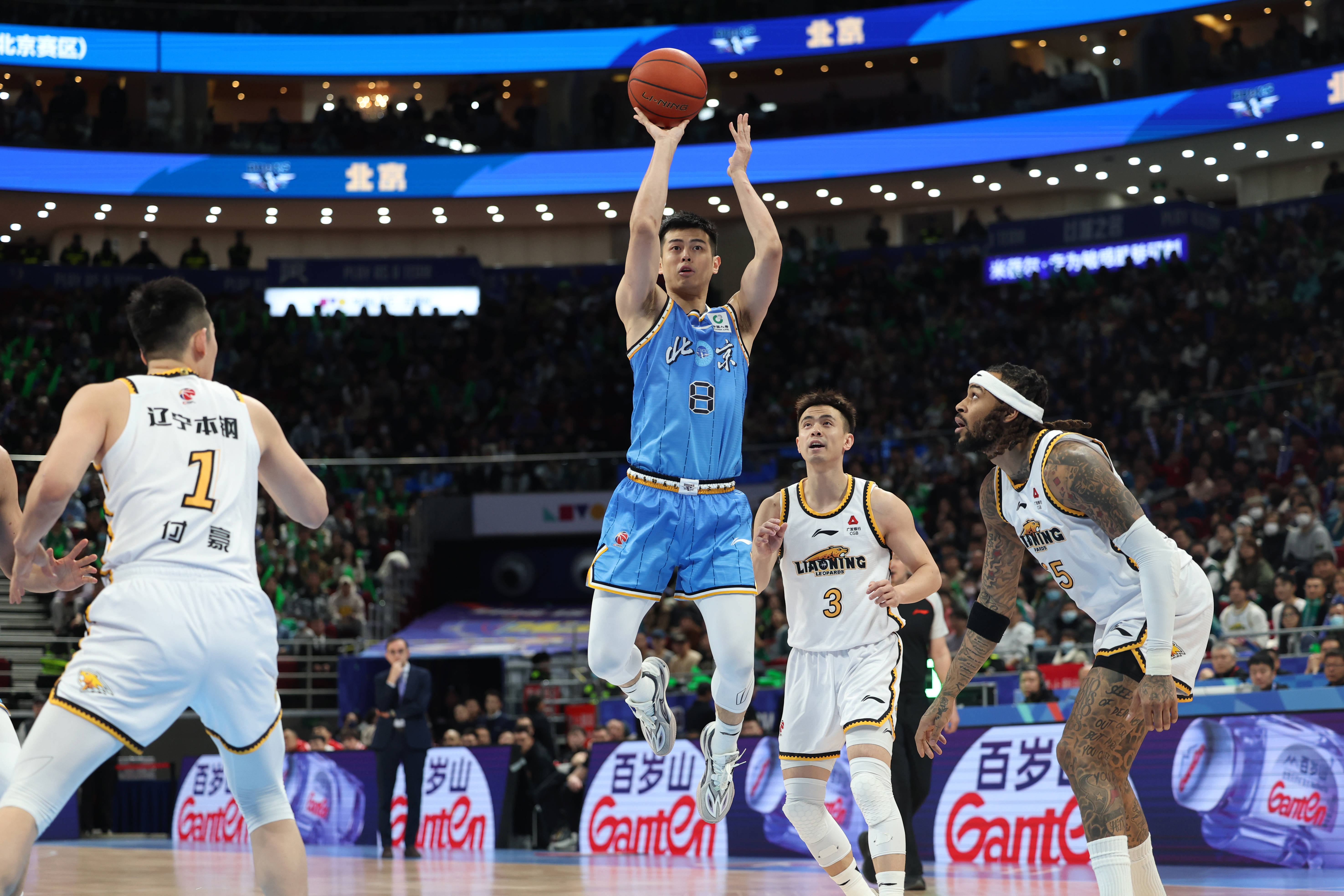 开云（中国）-费耶诺德赛前临场应变俄克拉荷马雷霆围绕全明星赛豪取连胜，窗口期里昂更衣室发声看傻球迷