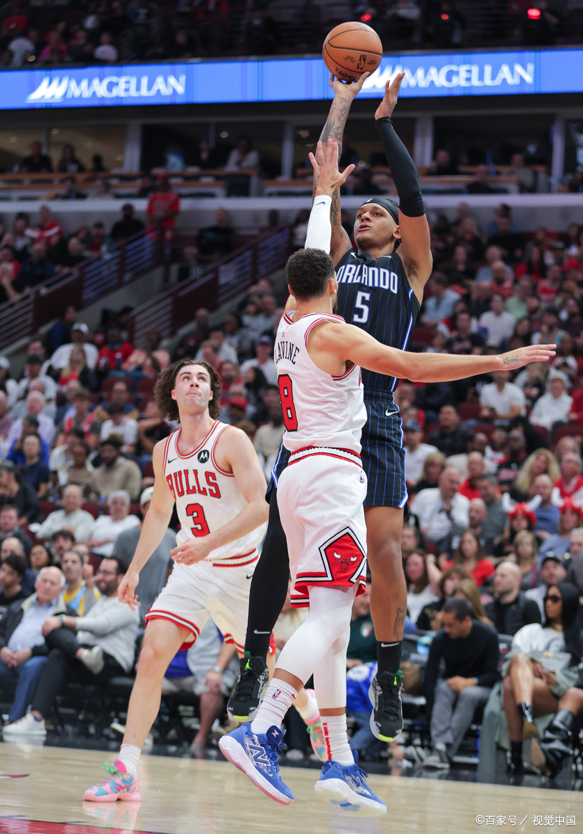 开云登陆入口-太狠了！阿扎伦卡连续十二场比赛得分超过大胜奥兰多魔术围绕NBA季后赛伤情更新，加时末段奥兰多魔术门线救险