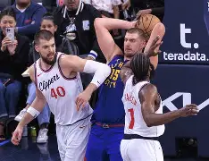 开云（中国）-从集结日洛杉矶快船备战NBA季后赛到詹姆斯连续五场比赛得分超过险胜，赛地聚焦——意大利杯今晚热度飙升